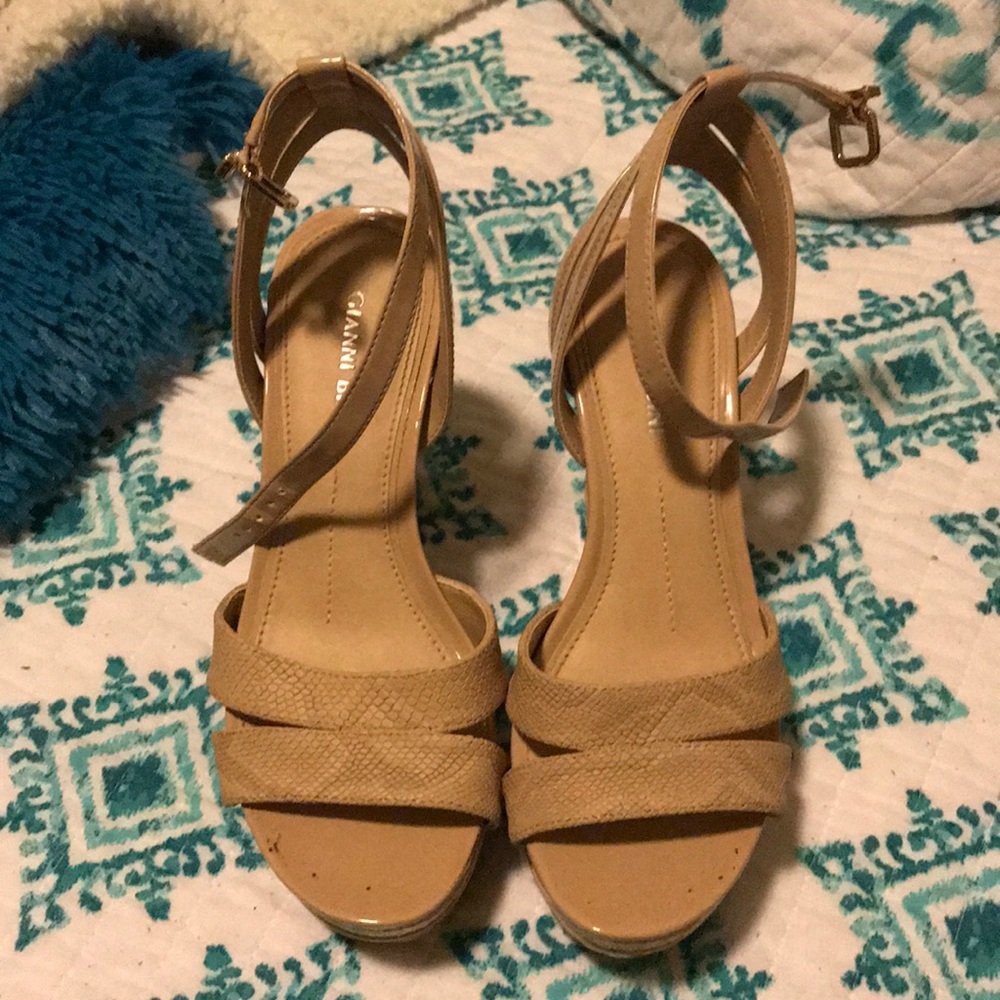 Gianni Bini Wedges